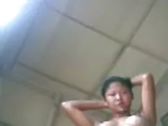 日本鬼子的浴缸妇女裸体免费的视频印度底地跳实