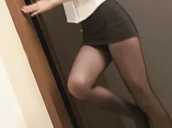 为什么我的乳房变大-美丽的酷刑公鸡