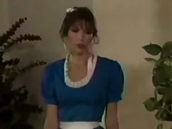 性感情人节的复古服饰男子的避孕套